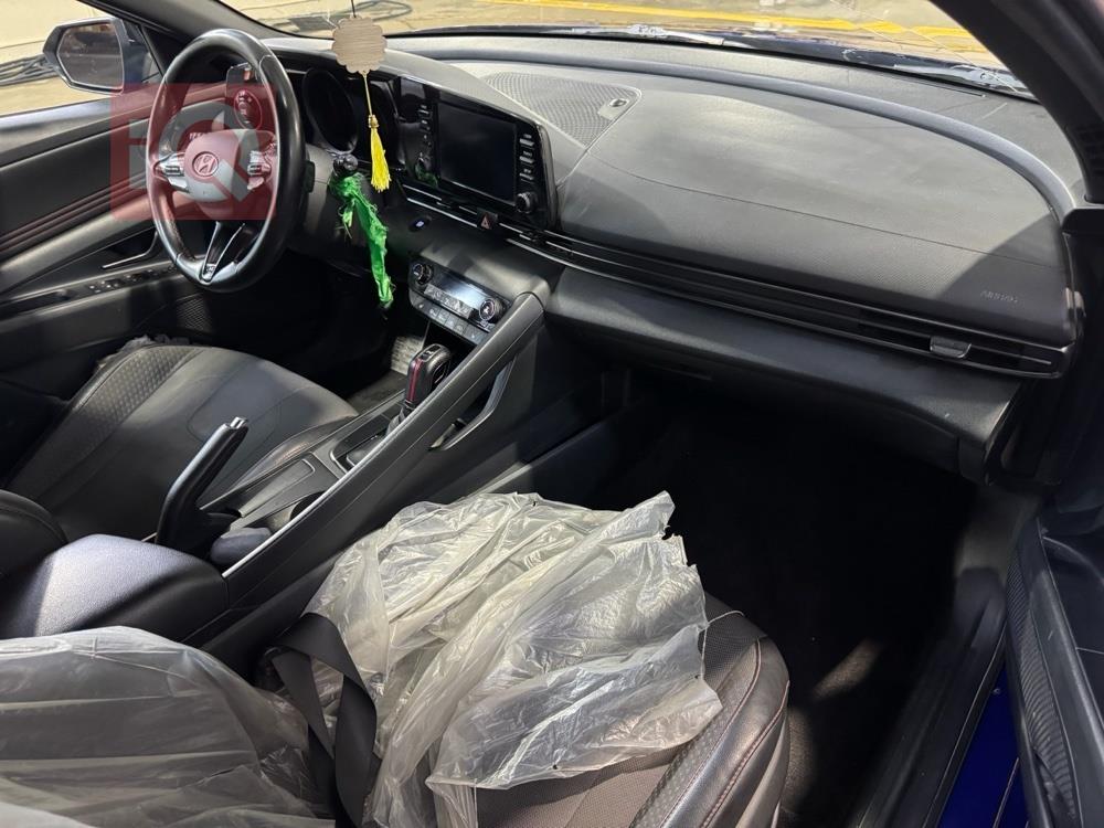 هیوندای ئەلەنترا